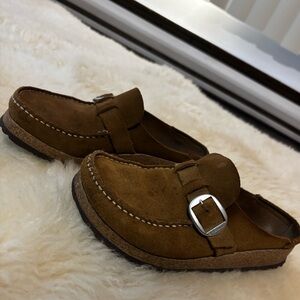 Women’s suede Birkenstock clog